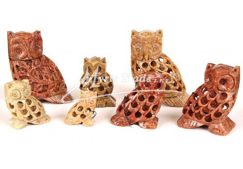 sova vyřezávaná lakovaná - 11 cm