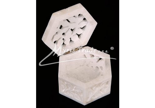bílý mramor - vyřezávaná krabička šestiboká