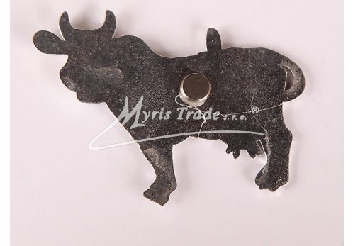 kovový postříbřený větší magnet - kravička