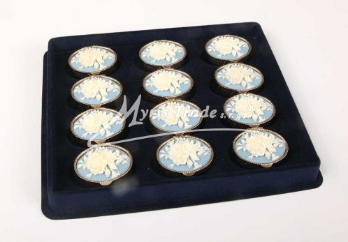 lékovka - květinová kamej