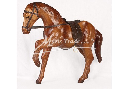 velký kůň hnědý - 45,5 cm