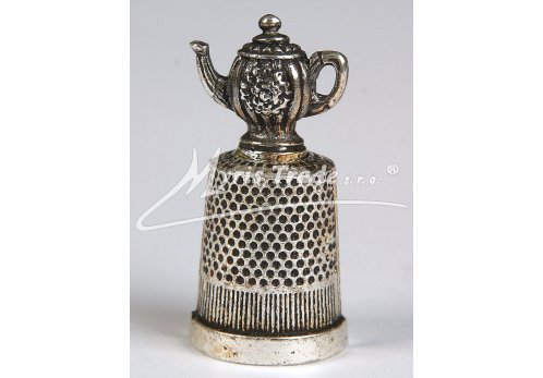 náprstek s ozdobou - konvice