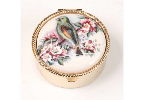 klasická kulatá lékovka - ptáčci