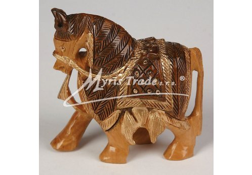 kůň dřevěný - zdobený