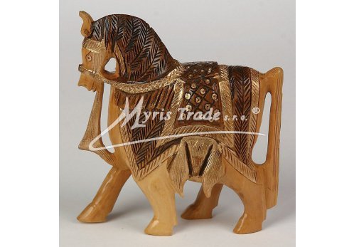 kůň dřevěný - zdobený