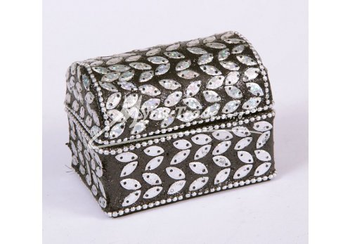 černá truhlička 8 x 5,5