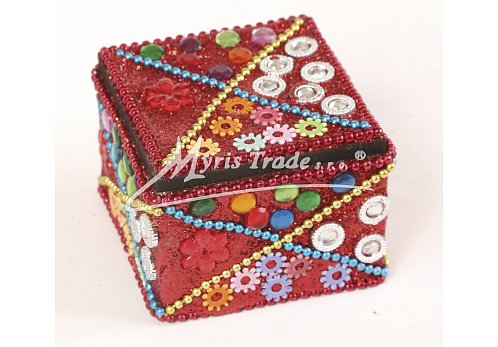 čtvercová krabička, červená - 5,5 x 5,5 cm