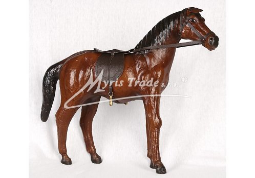 střední kůň hnědý se sedlem - 30 cm