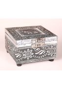 tepaná stříbrná krabička