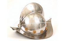 Helmy, brnění, součásti zbroje, štíty