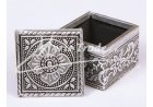 tepaná stříbrná krabička 5 x 5 x 4